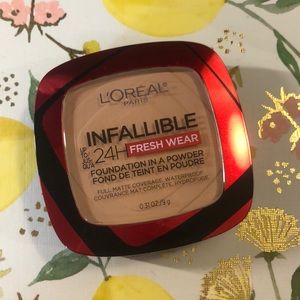 L’ORÉAL infallible 24 hour wear powder foundation